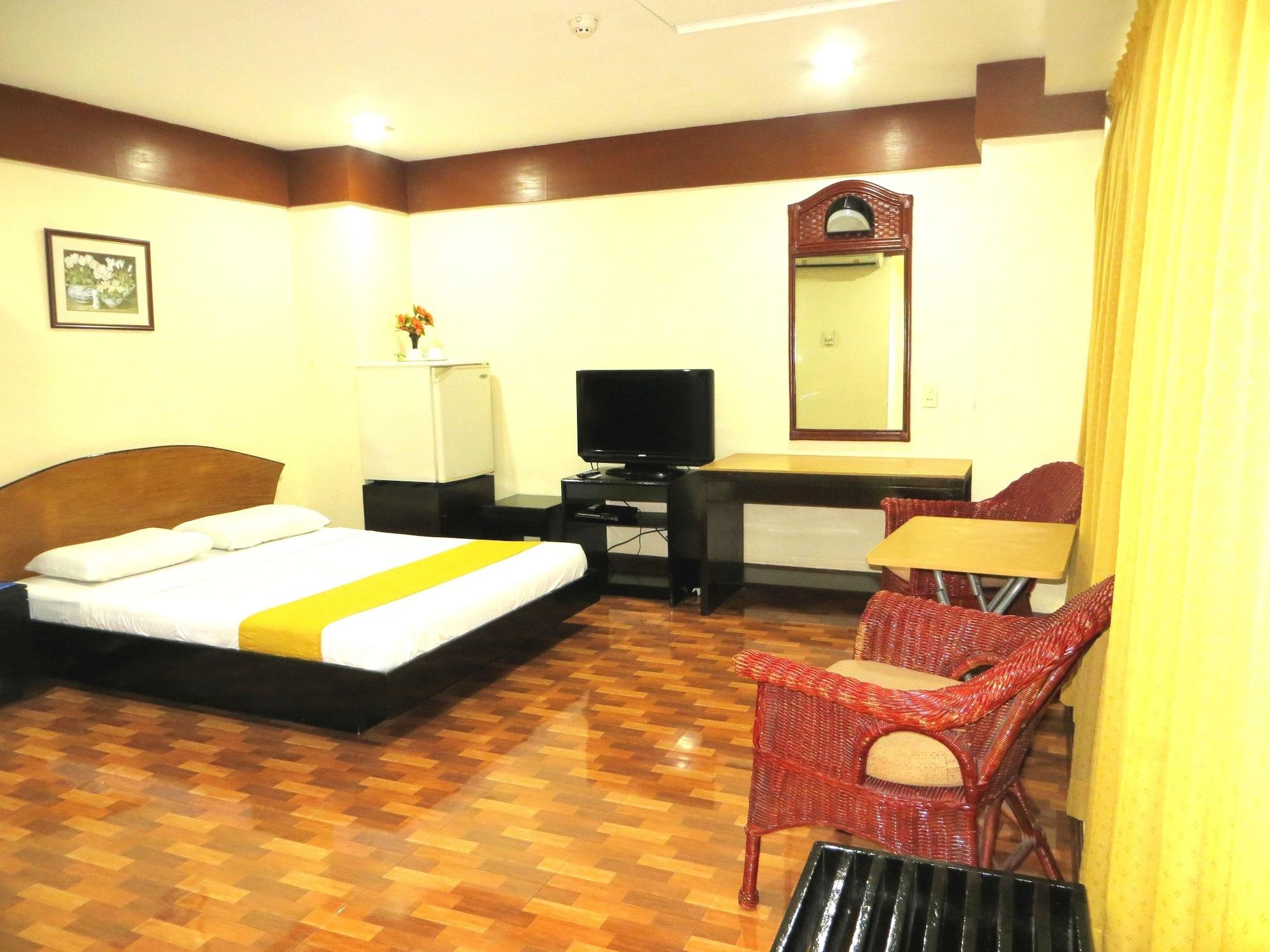 Paragon Suites Cebu Stadt Exterior foto