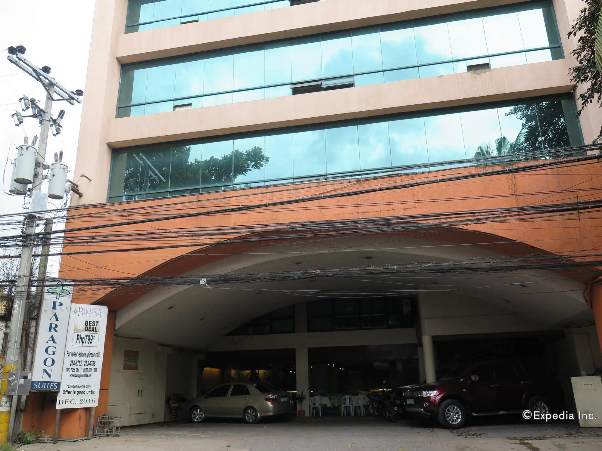 Paragon Suites Cebu Stadt Exterior foto